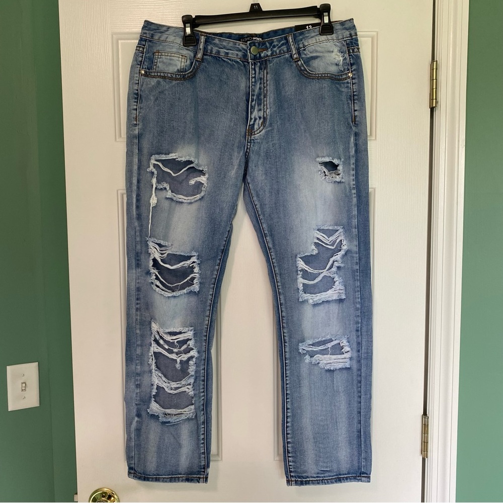 Ripped Boyfriend Jeans